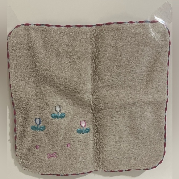 Miffy Face/Hand Towel - Picture 3 of 8